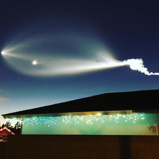 SpaceX rocket launch leaves a mysterious blue light in the sky