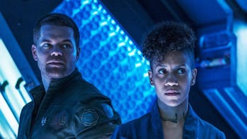 Expanse Season 5 Release Date Trailer Cast For Amazon S Sci Fi Thriller 6) amos has some fashion advice for chrisjen. expanse season 5 release date trailer