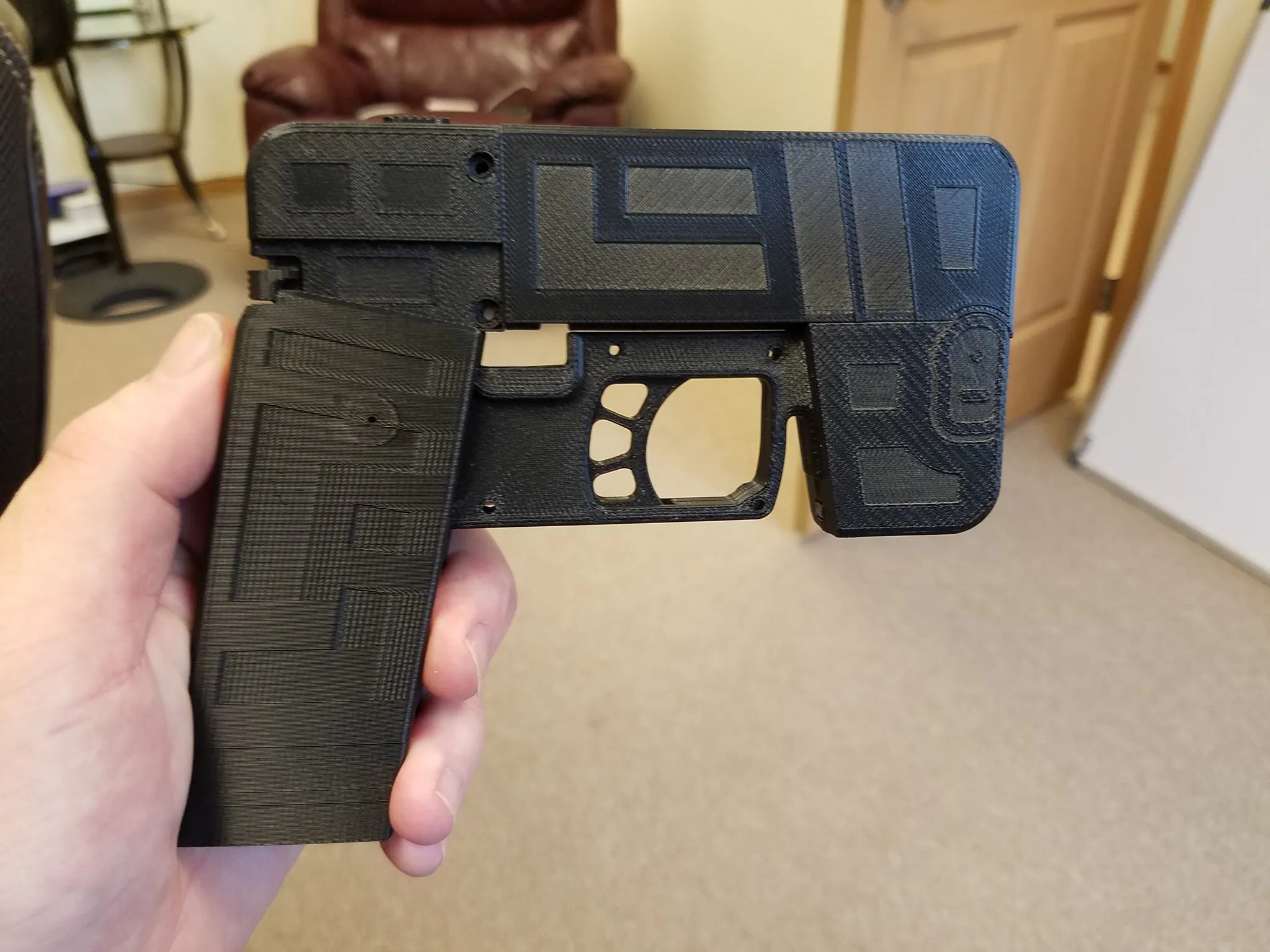 Maker of iPhone Gun: 