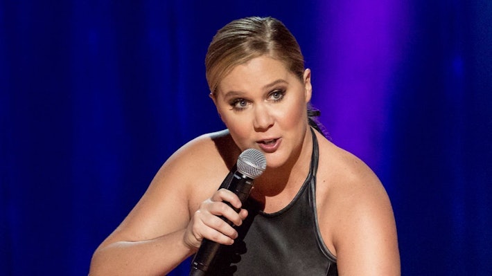 Amy Schumer S Netflix Special Is Getting Brutal Reviews