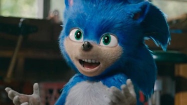 Sonic's teeth are very human.