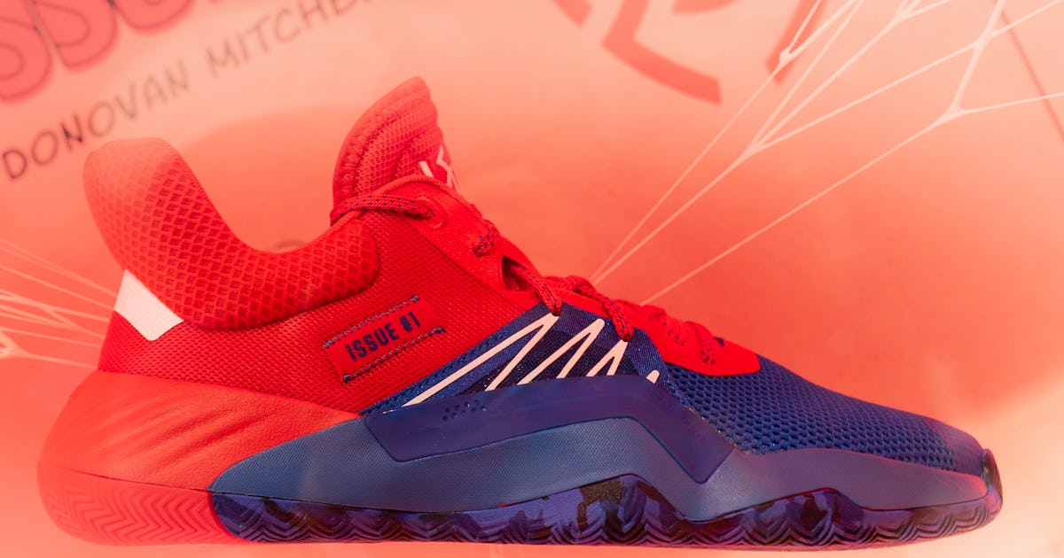 Nike avengers 2025 shoes 2019