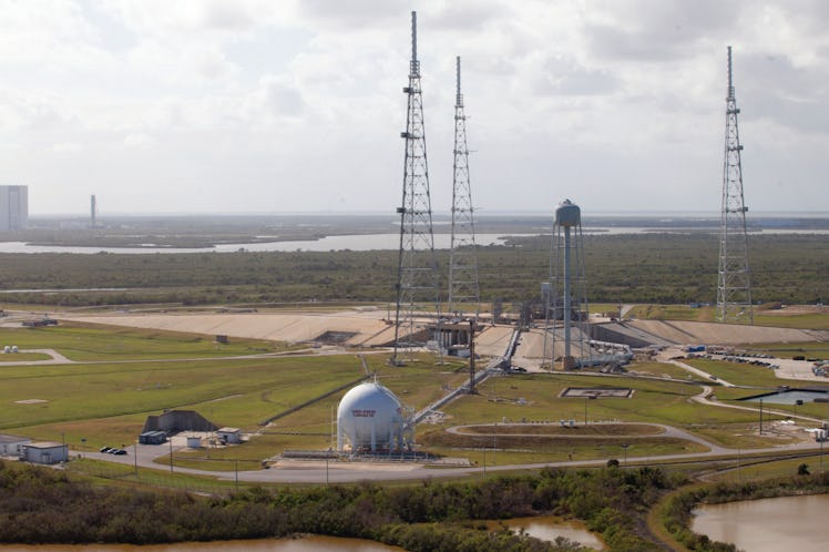 Launch 39-B aerial view