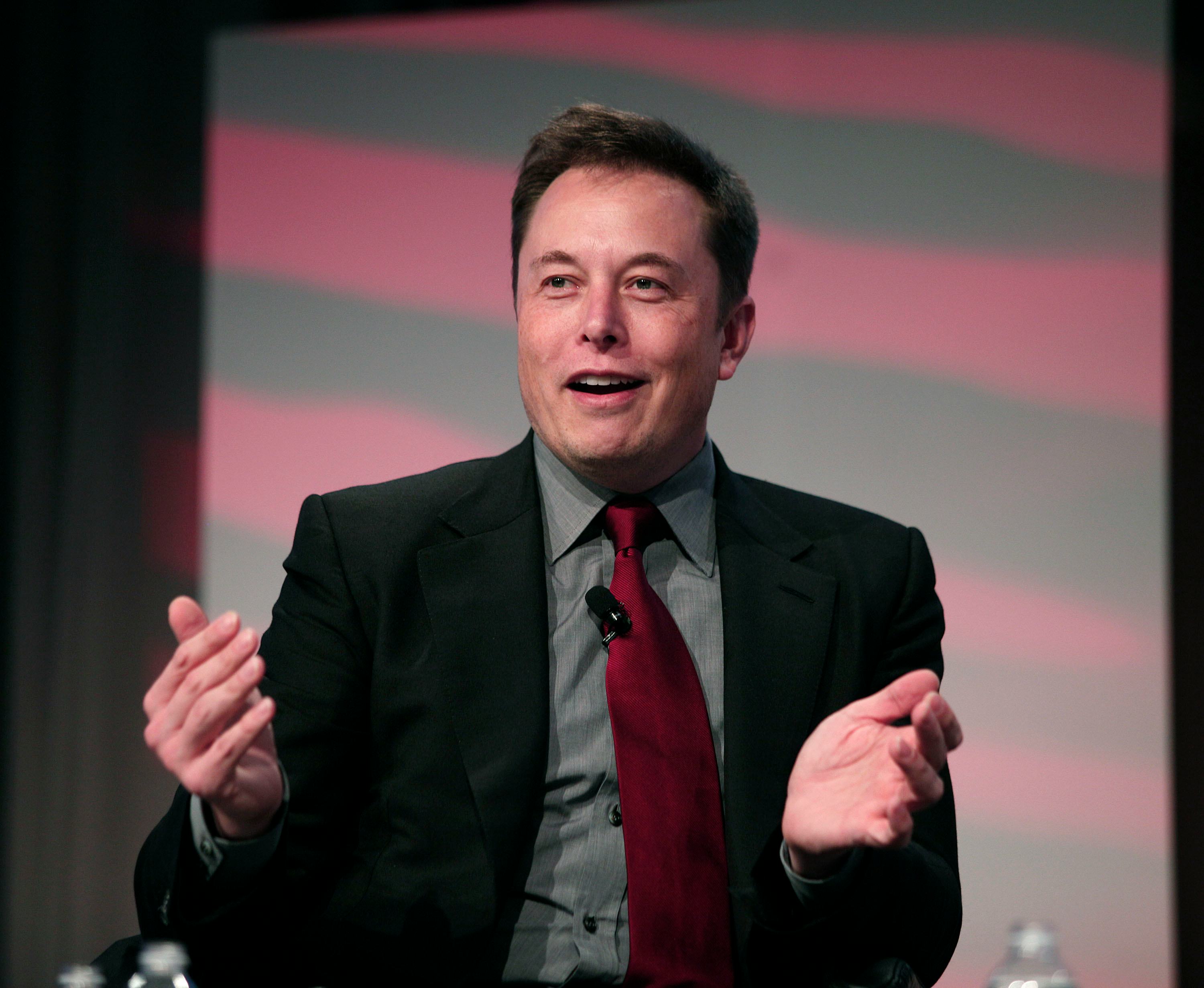 How to Make an Elon Musk Halloween Costume