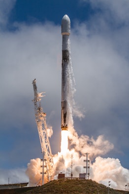 SpaceX GRACE-FO lift-off.