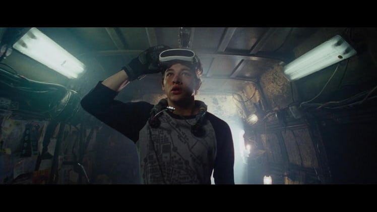 Wade Watts (Tye Sheridan) in 'Ready Player One' with his school-issued OASIS gear.