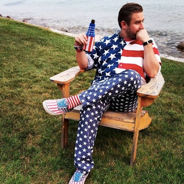 Seth Rich conspiracy theories fly over the internet after a private investigator alleges the former ...