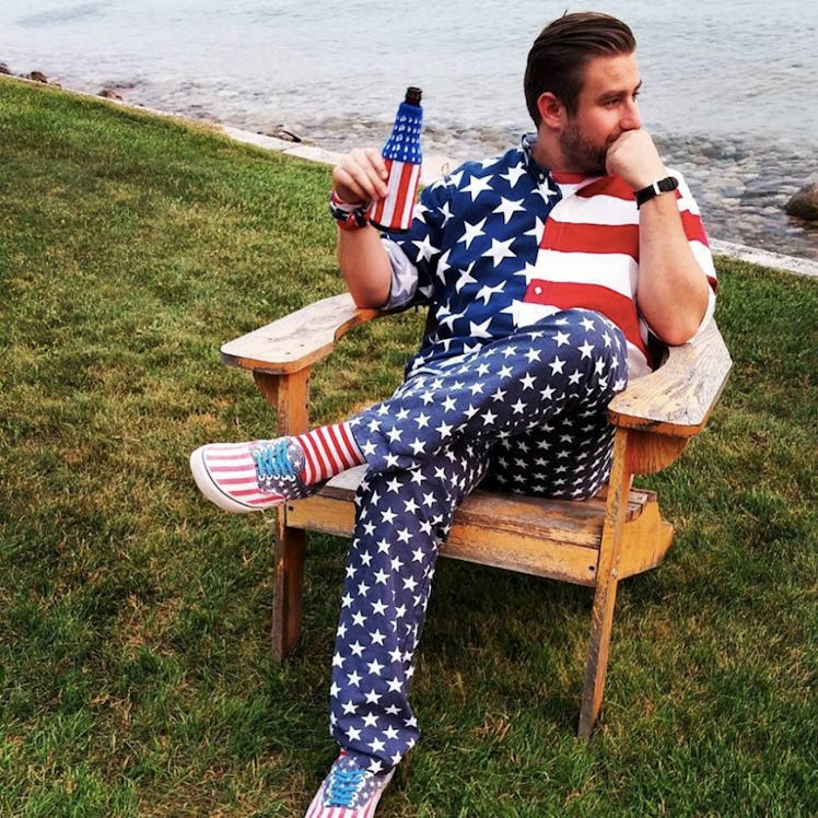 Seth Rich conspiracy theories fly over the internet after a private investigator alleges the former ...