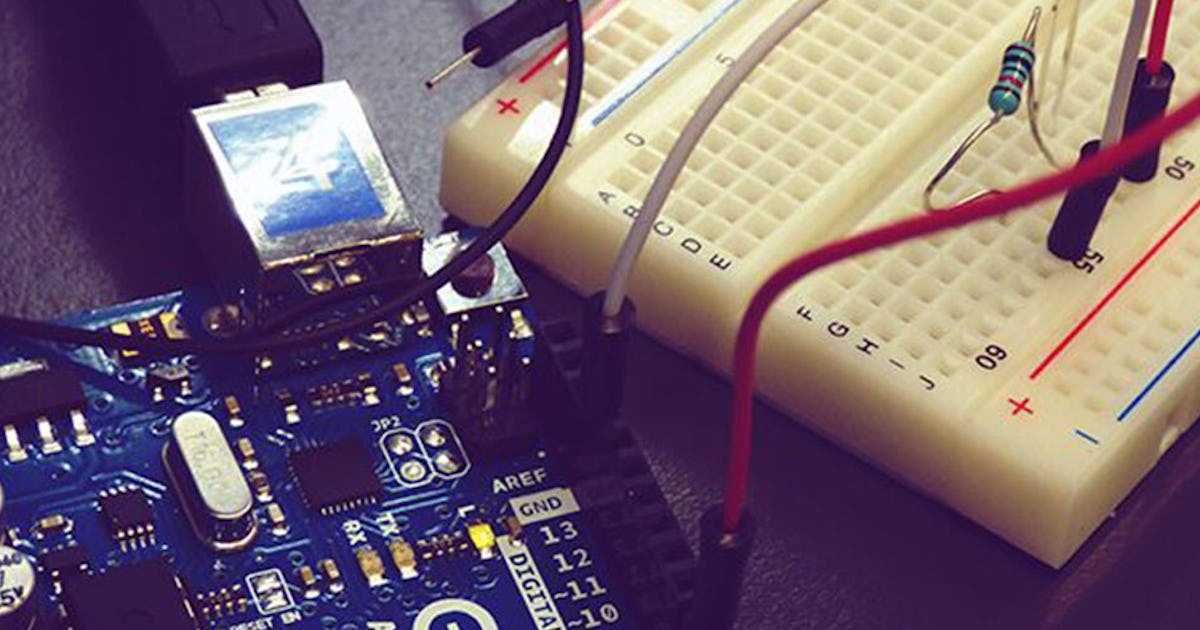 This Arduino Kit Comes With a Board and 16 Hours of Instruction