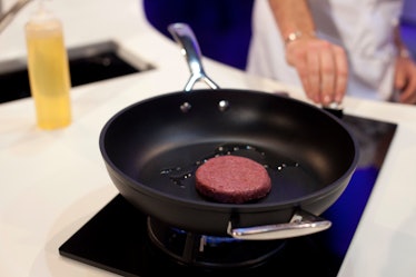 The burger in the pan.