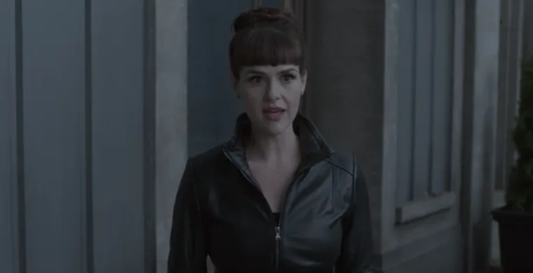 'Unfortunate Events' Timeline: Costume Designer Explains "Period Fantasy"