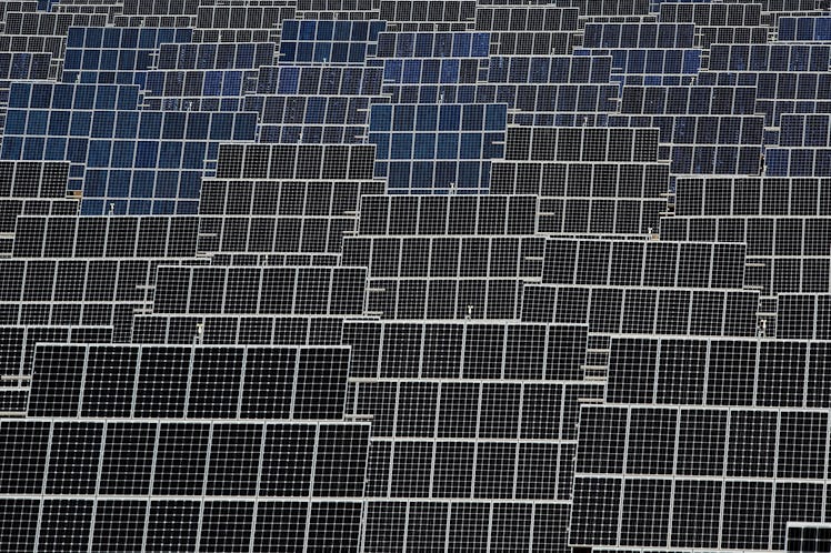 Dozen of power panels at Abaste's El Bonillo Solar Plant.