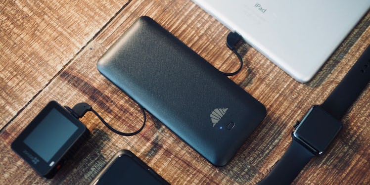 SCOUT Wireless 5,000mAh Portable Charger