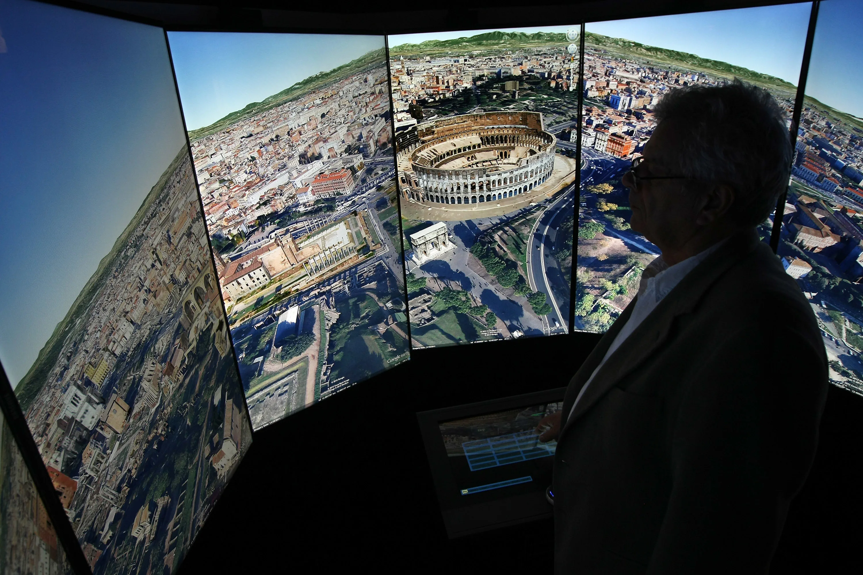 Google Maps Sets Major Announcement About Google Earth