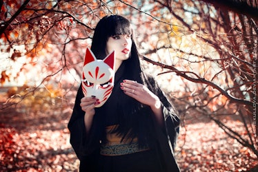 The Japanese kitsune mask could have inspired the 'Fortnite' mask for Season 5.