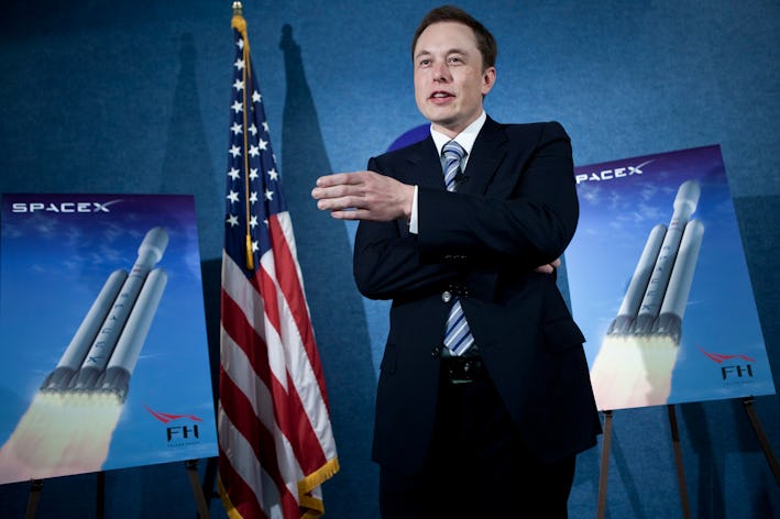 Here's Why Elon Musk's SpaceX Could Beat Out Aerospace Giants for Government Contracts