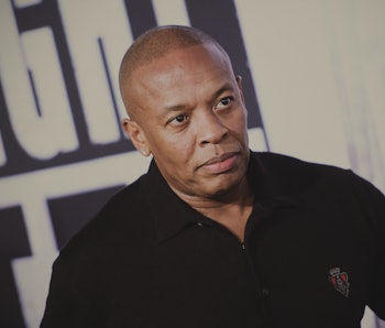 A Draft Of Straight Outta Compton Had Dr Dre Beating Dee Barnes