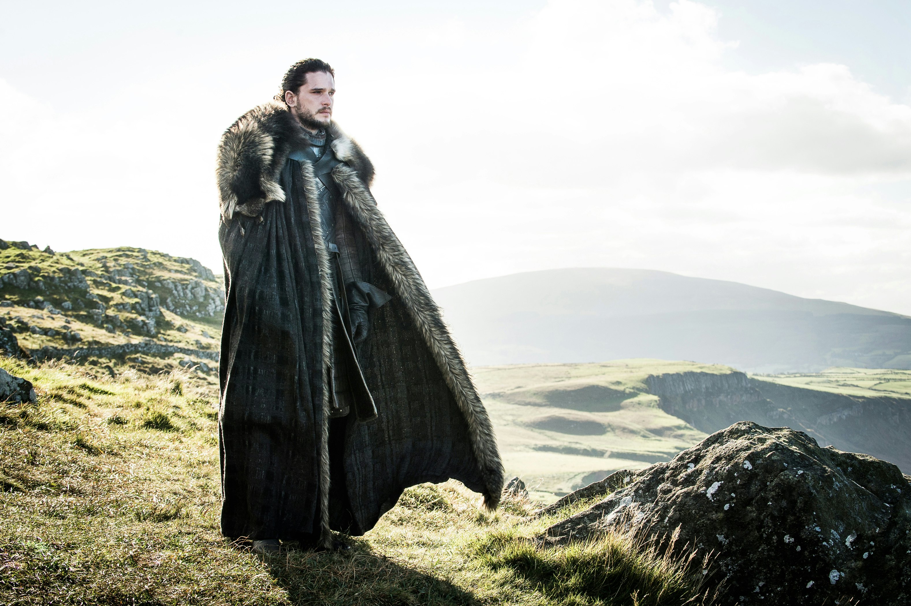 Jon Snow Will Have An Awkward Meeting With Theon At Dragonstone