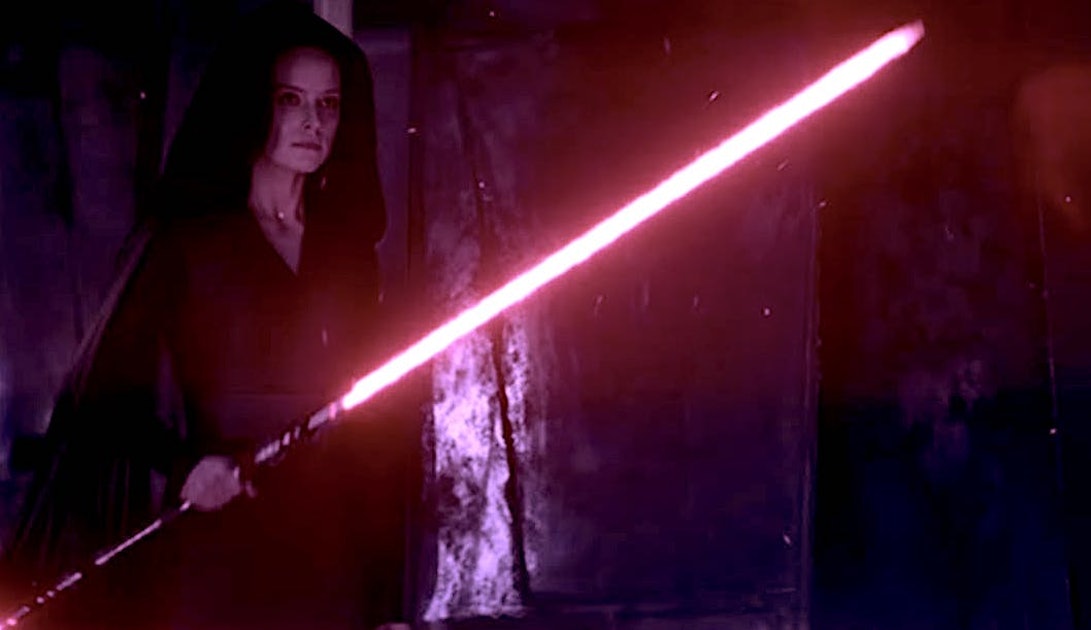 Rise Of Skywalker Spoilers 9 Theories For Reys Red Lightsaber Ranked