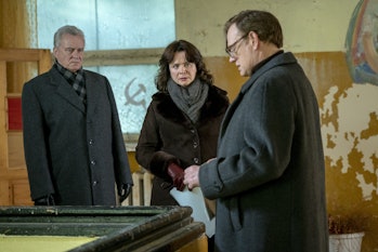 On the far right is Jared Harris, who plays Valery Legasov.
