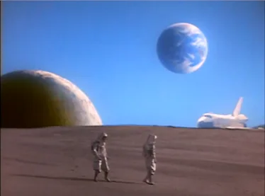 Explaining Comic Con's 'Power Rangers' Mystery Spaceship