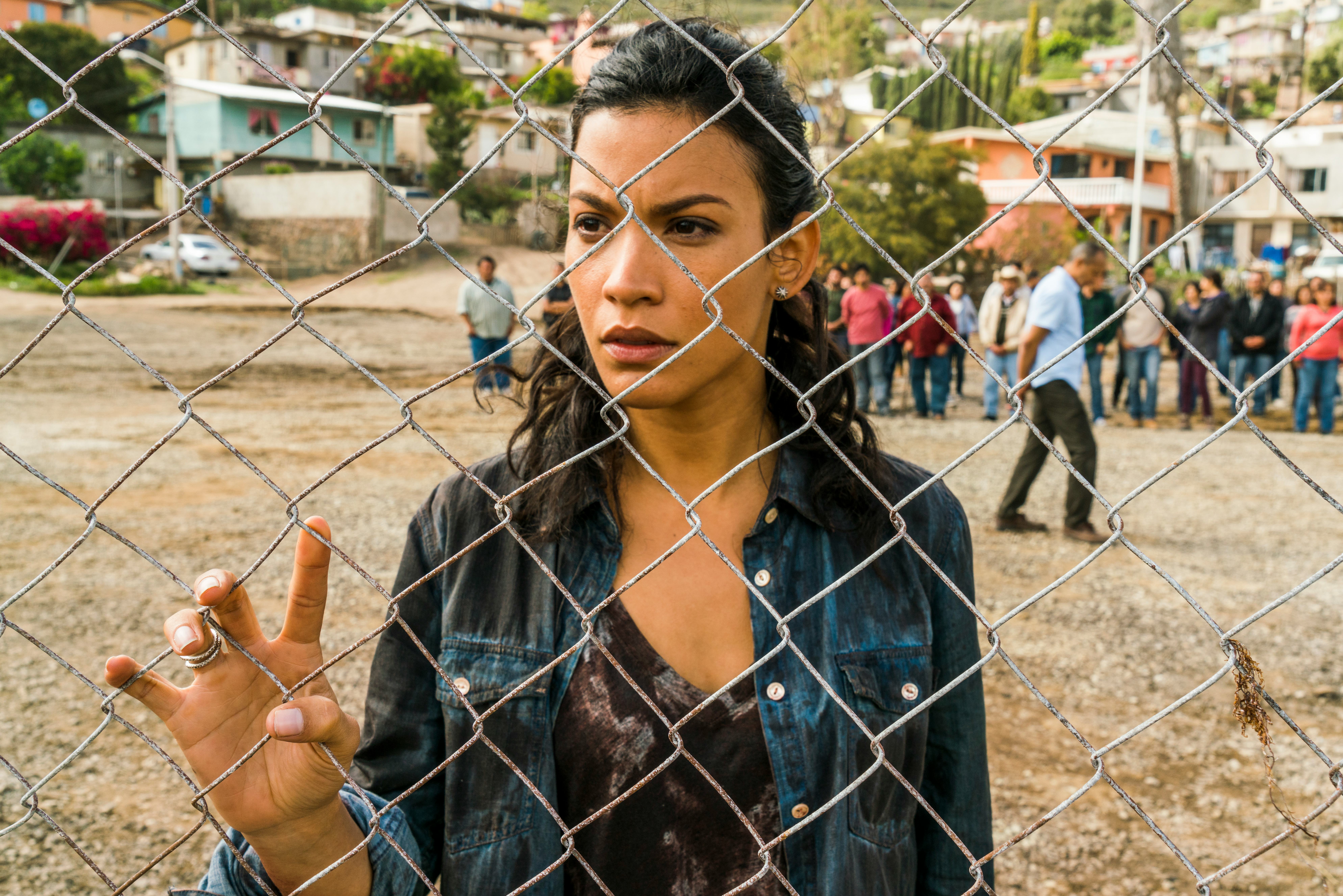 lucy the walking dead