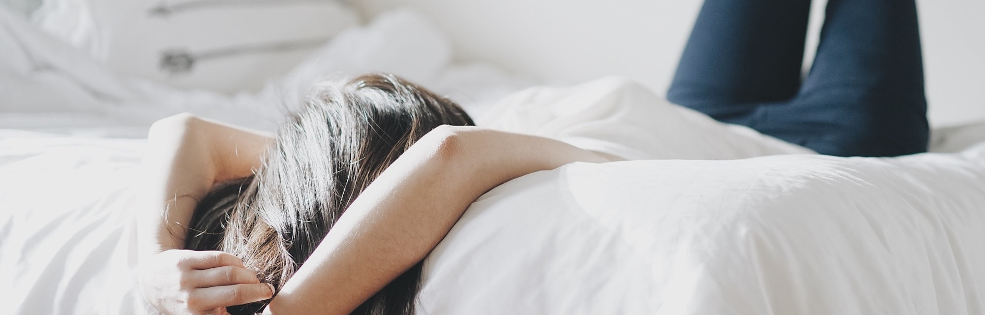 Science Explains Why You Should Use A Top Sheet