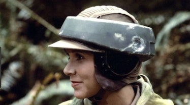 Leia wearing her helmet on Endor