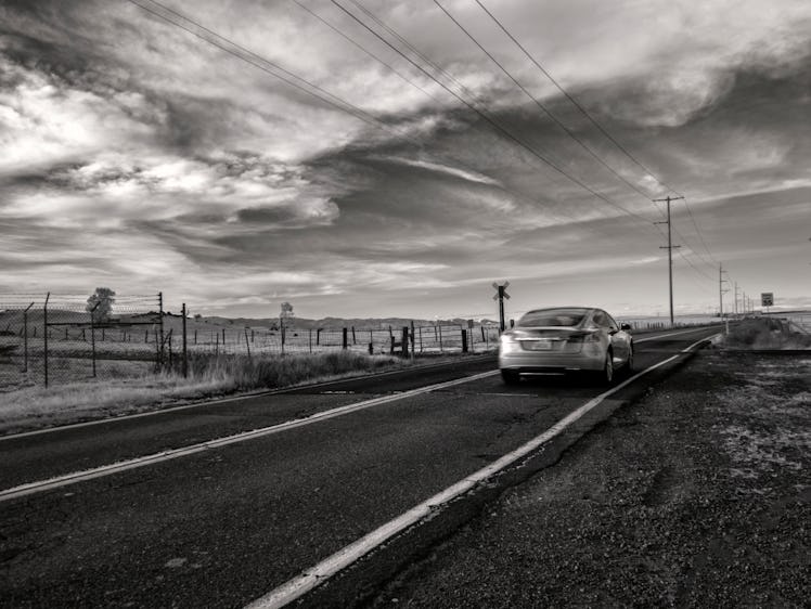 2015-02-26 Tesla crossing