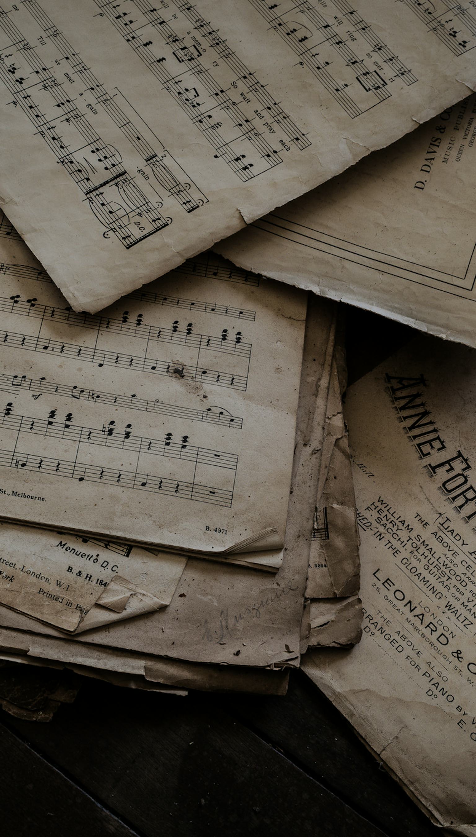 Can Classical Music Escape Sheet Music? Only If Tablets Can Keep Tempo
