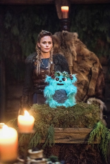 Beebo is the ruler of the Old World, but what happens when he runs out of batteries?