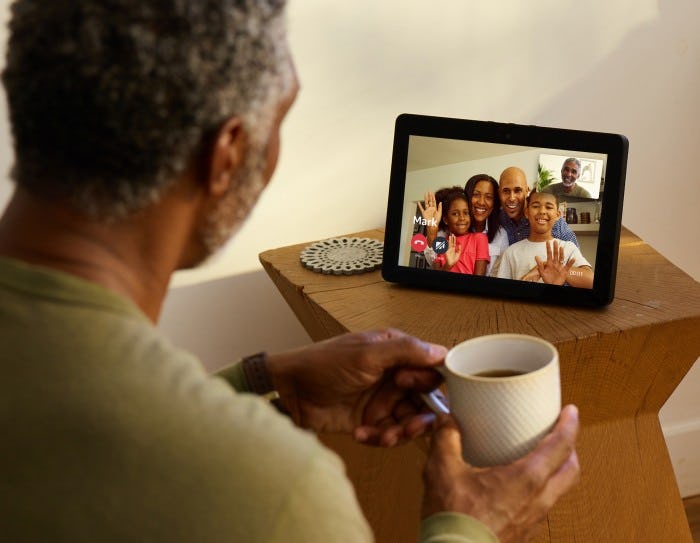 amazon echo show black friday 2018