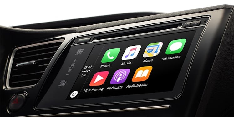 Ya se puede usar iPhone en un Mercedes Benz con CarPlay