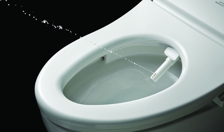 Toto Washlet s550e electronic bidet toilet seat cleaning wand spray