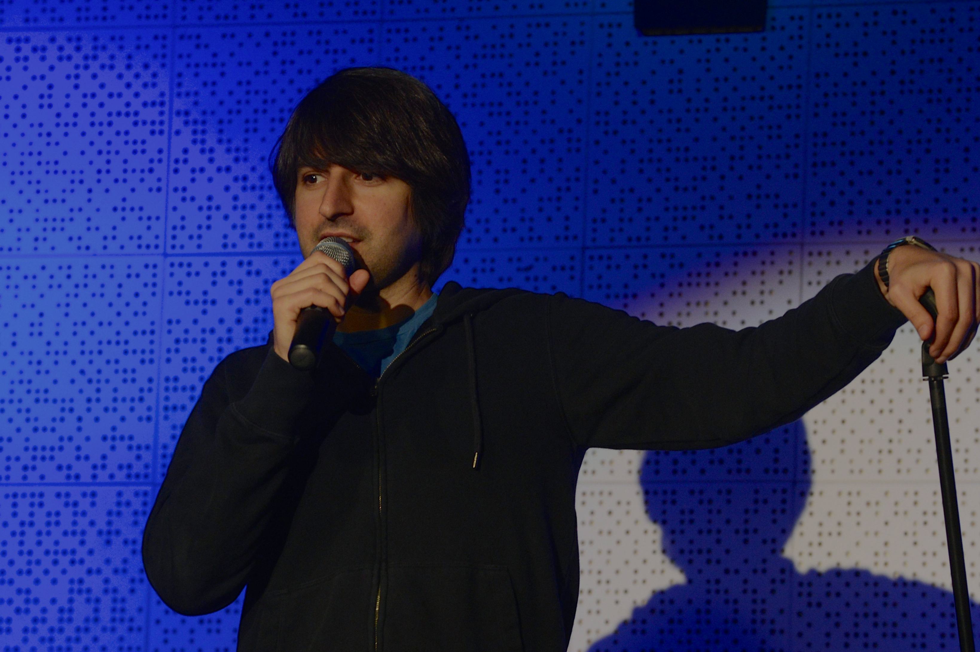 Demetri Martin's Comeback Starts With 'Dean' and a Netflix Special
