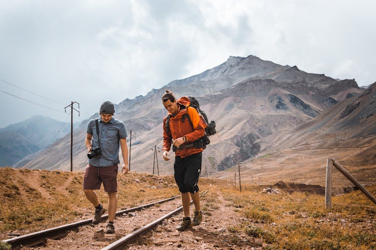 friends hike nature