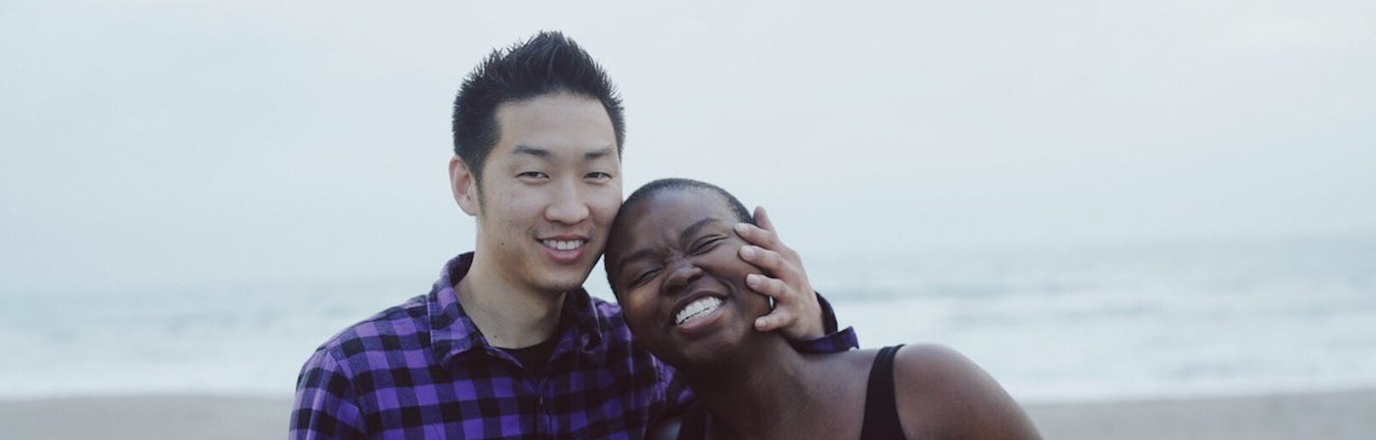 10 Free Interracial Dating Sites & Apps for Black and White Singles