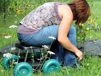 Rolling Garden Scooter Stool with Tool Tray