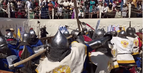 full-contact-medieval-sword-fighting-looks-completely-terrifying.gif