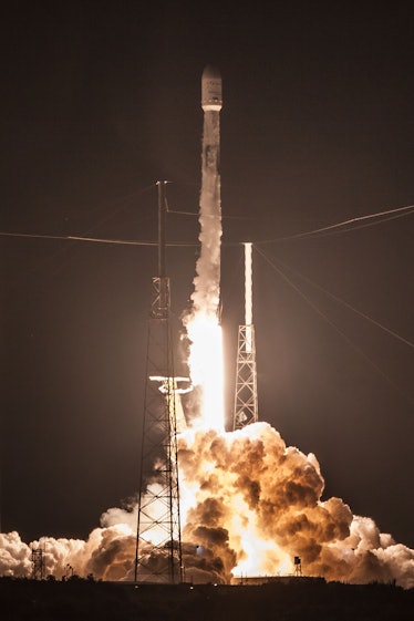 Telstar 19 launch.