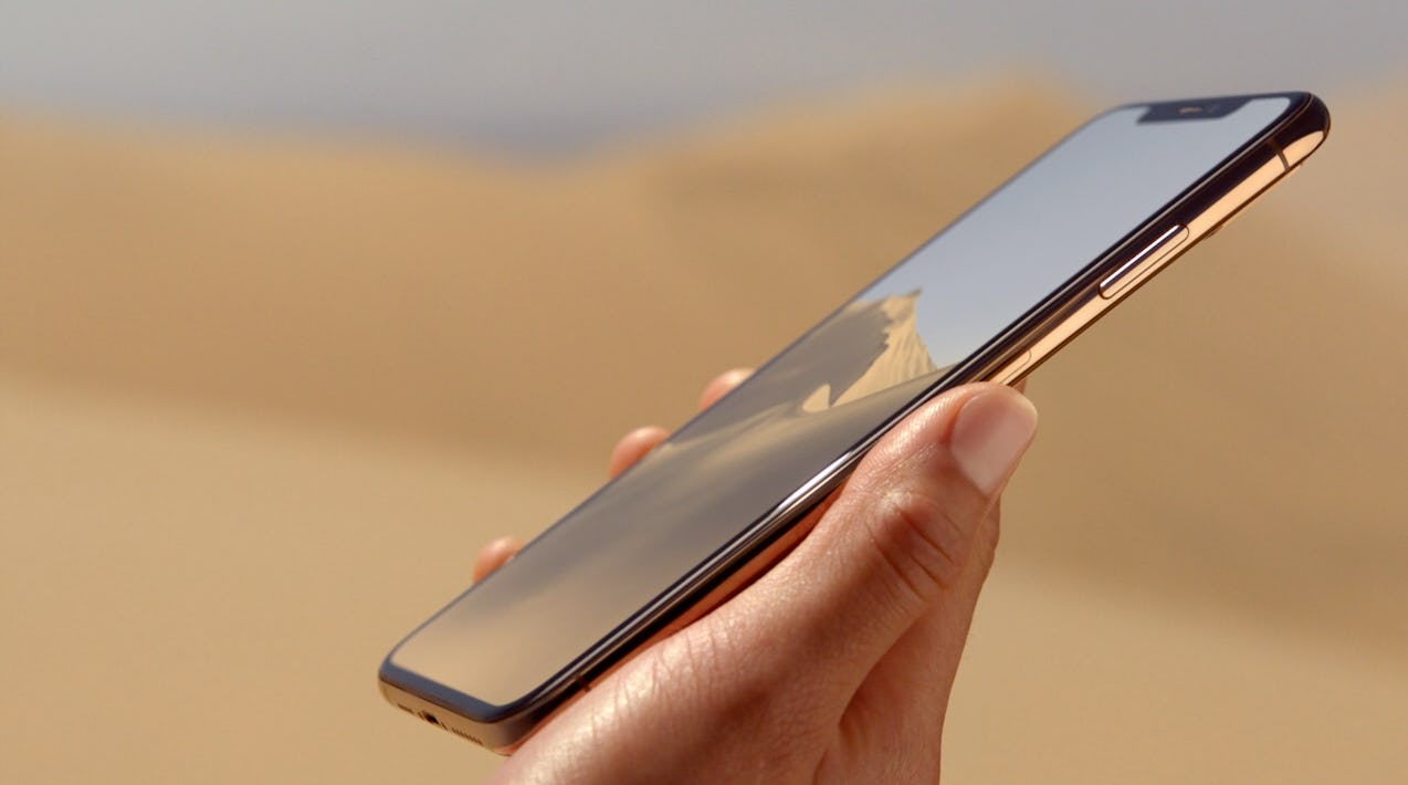 Phone XS Max Here's What's in the Box