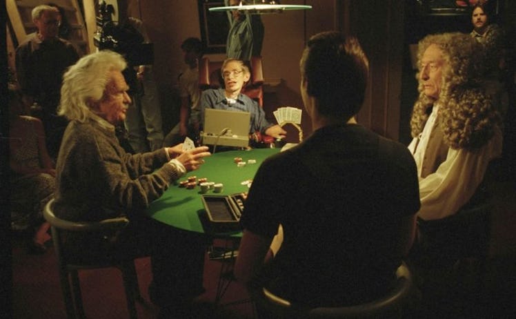 Data plays poker with Einsten, Hawking, and Newton in 'Star Trek: The Next Generation'.
