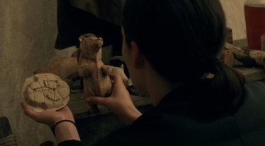 Elsie discovers the Woodcutter's knick-knacks in 'Westworld'.