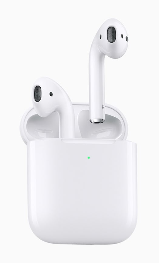 airpods update apple wireless charging case