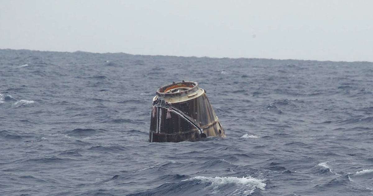 Watch NASA SpaceX Dragon Endeavour Splashdown In Stunning 4K HD Video - Foto 6