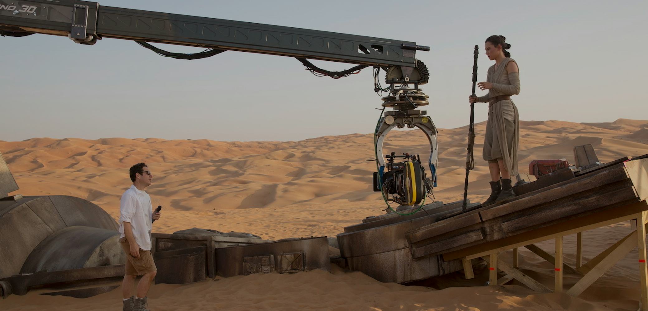 Star Wars The Force Awakens Theater Reaction Visual Effects in 'Star Wars: The Force Awakens' Video Breakdowns