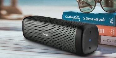 COWIN 6110 Portable Bluetooth Speaker