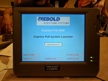 Expresspoll 5000 voting machine at DEFCON. 