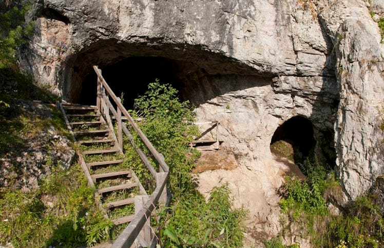 Denisova cave