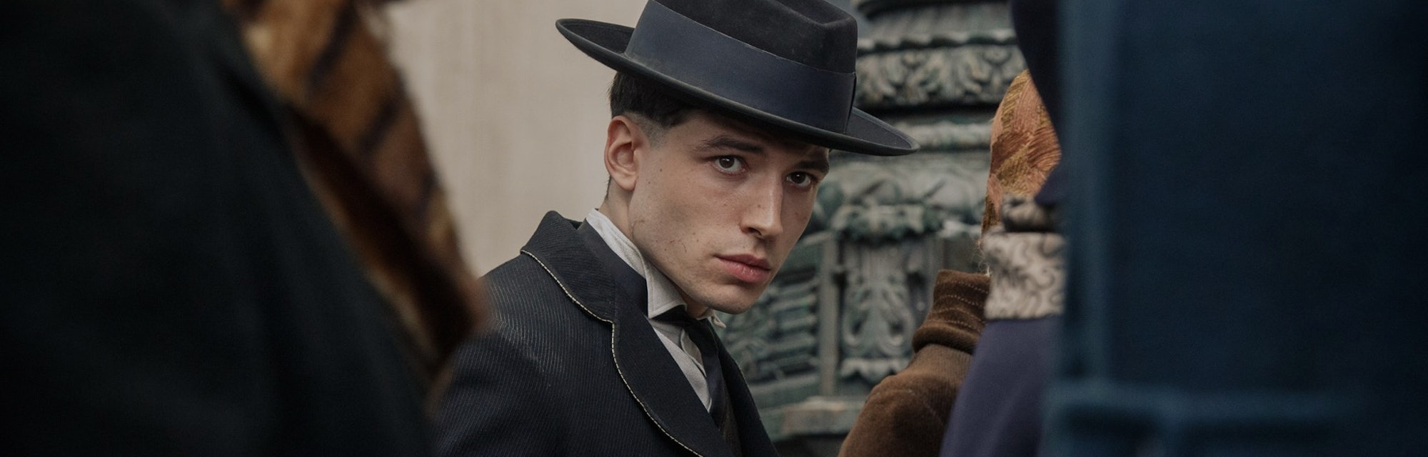 How Credence Sets Up Voldemort S Rise In Fantastic Beasts 2